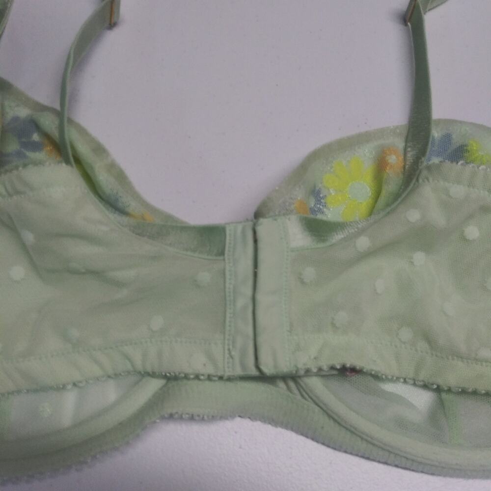 Savage X Fenty Free Spirit Floral Embroidered Unlined Balconette Bra Size 44DD - Picture 7 of 8